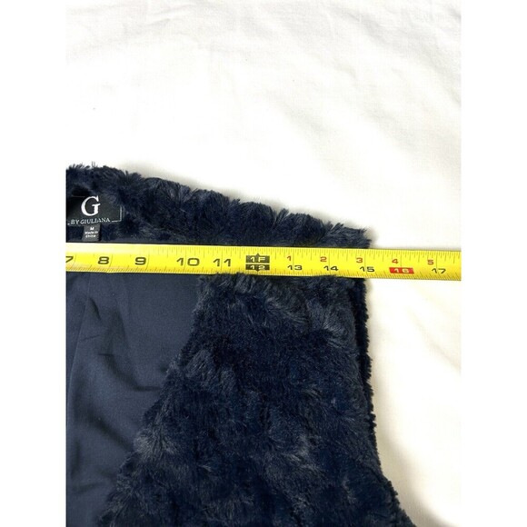 Midnight Blue Soft Faux Fur Luxury Vest by G. by Guiliana - Size M. SKU LRC4-2 - Picture 3 of 7